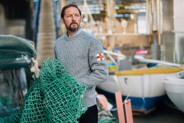 Superfine Merino Wool Cable Sweater In Grey