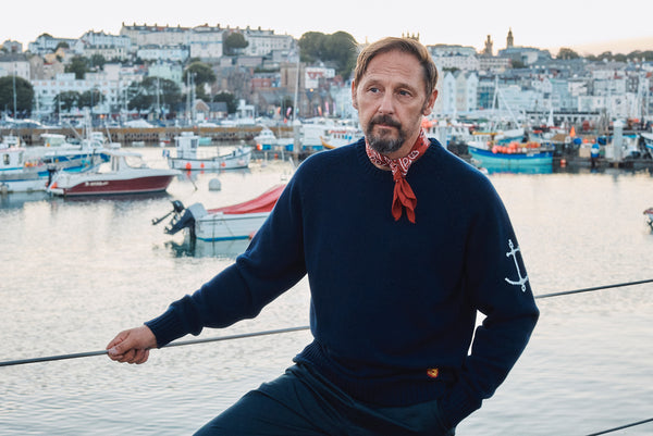 Crewneck Raglan Cotton Jumper In Navy