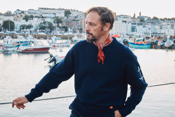 Crewneck Raglan Cotton Jumper In Navy